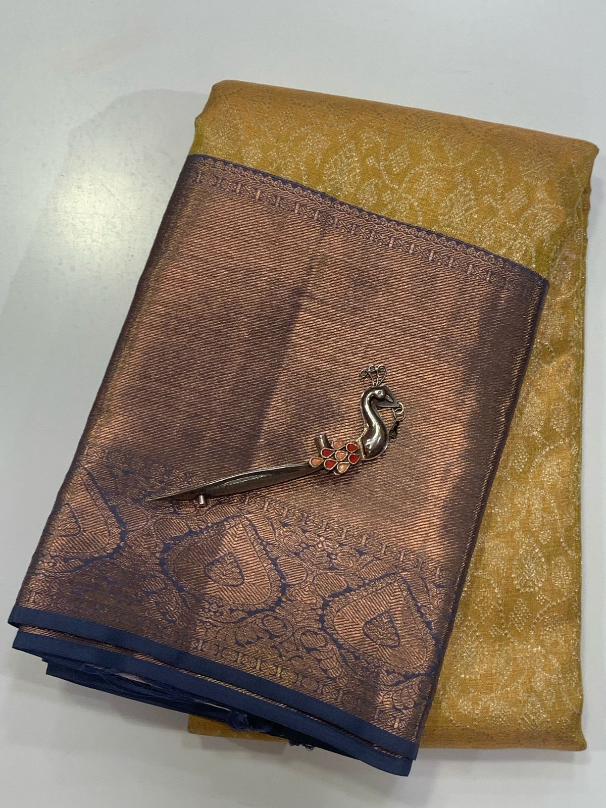 Kanchivaram Silk Saree APK001