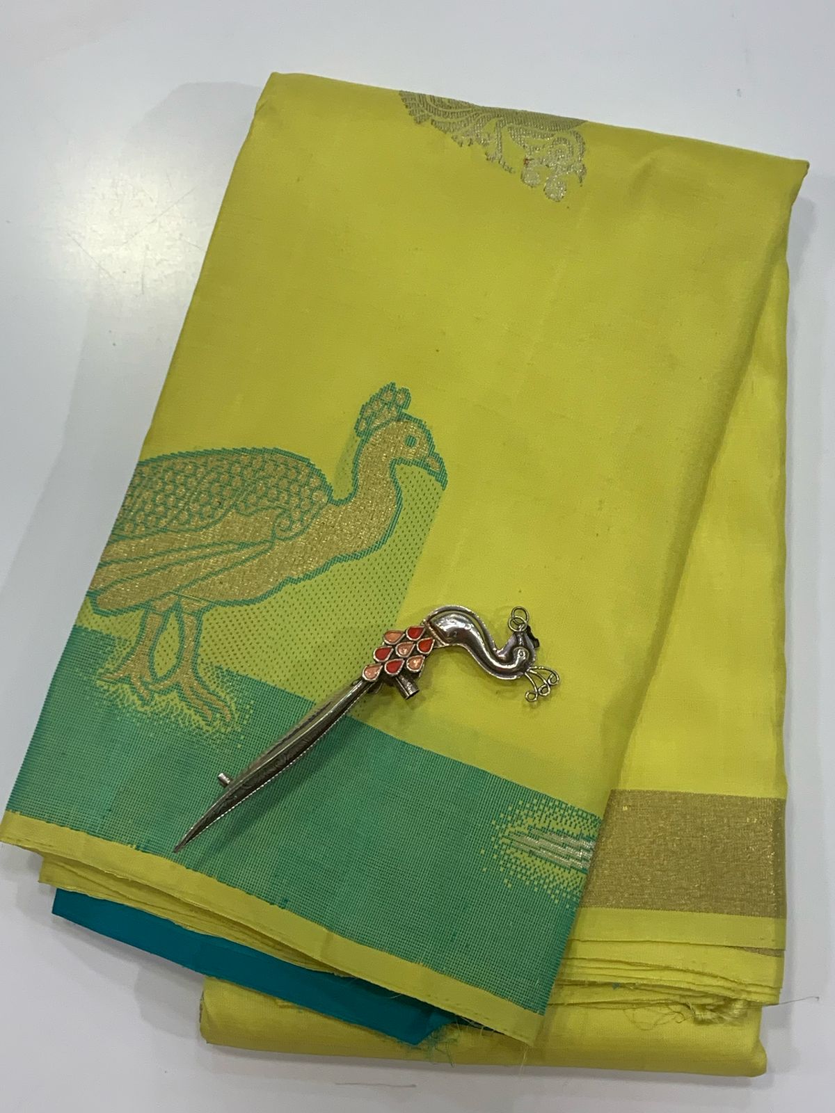 Kanchivaram Silk Saree APK001