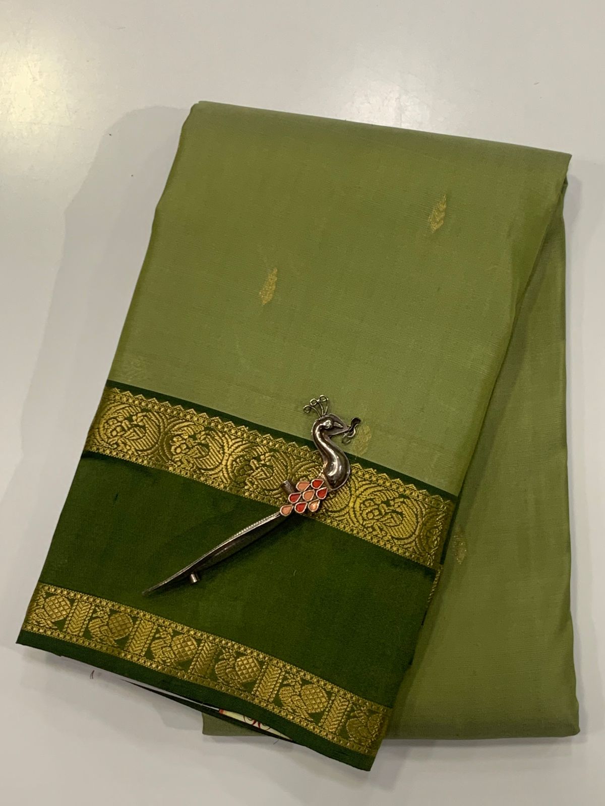 Kanchivaram Silk Saree APK001