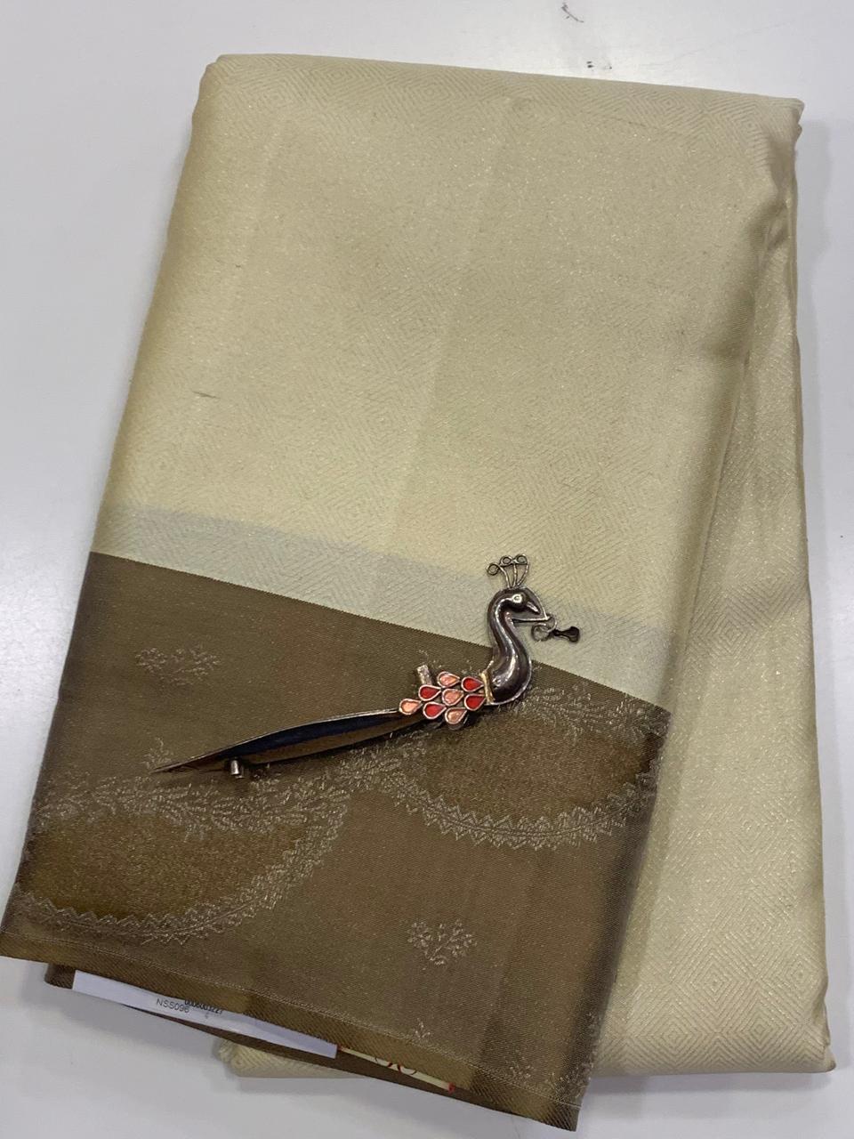 Kanchivaram Silk Saree APK001