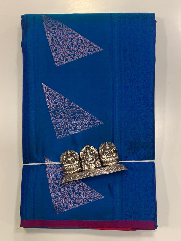 Kanchivaram Silk Saree APK001