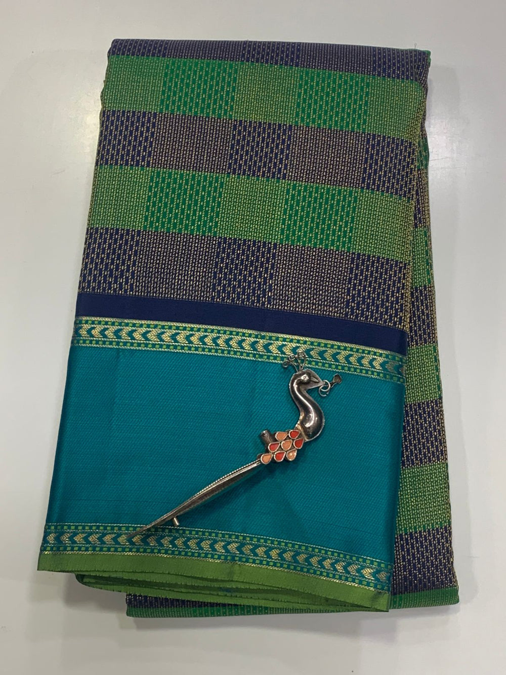 Kanchivaram Silk Saree APK001