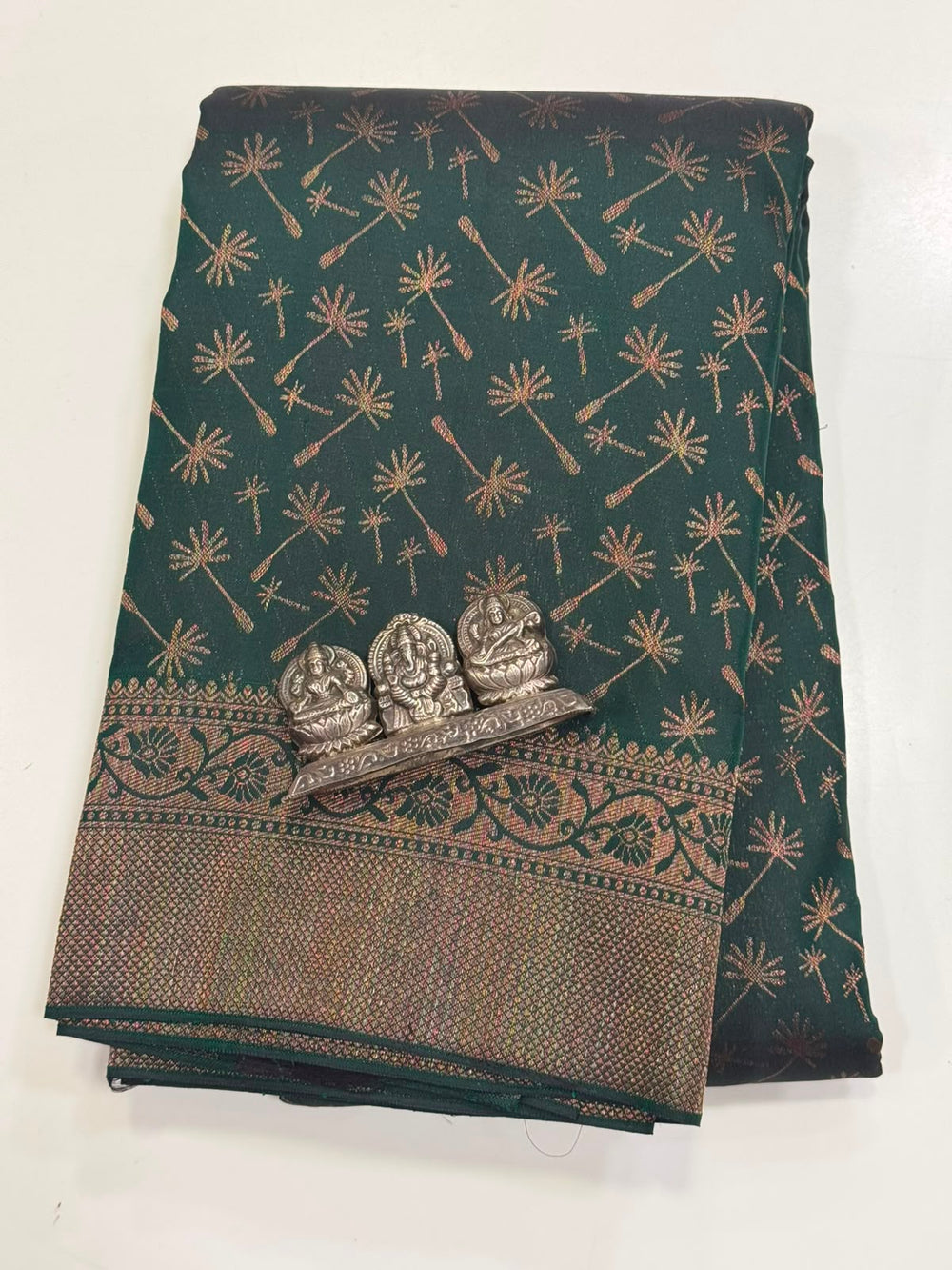 Kanchivaram Silk Saree APK001