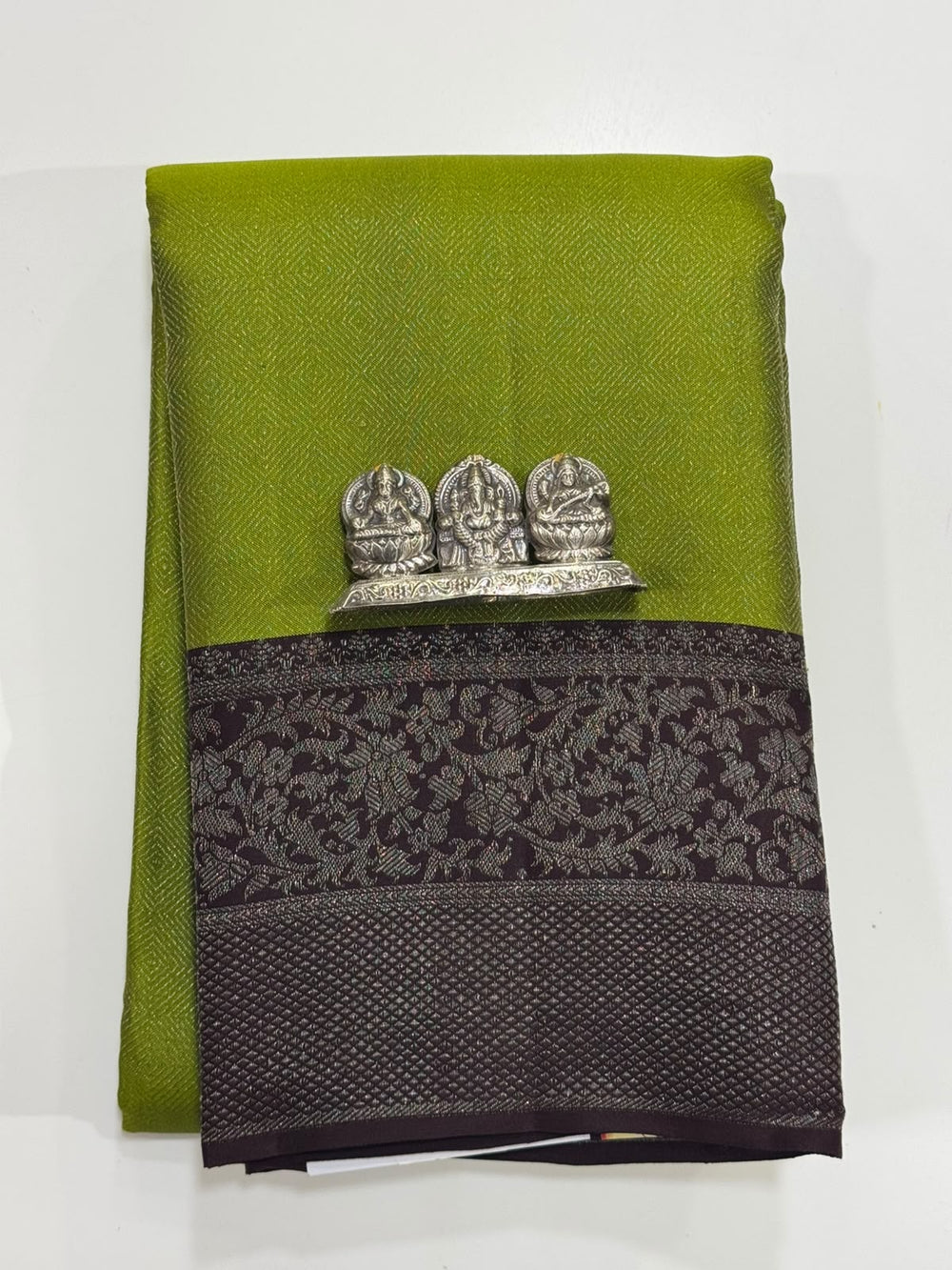 Kanchivaram Silk Saree APK001