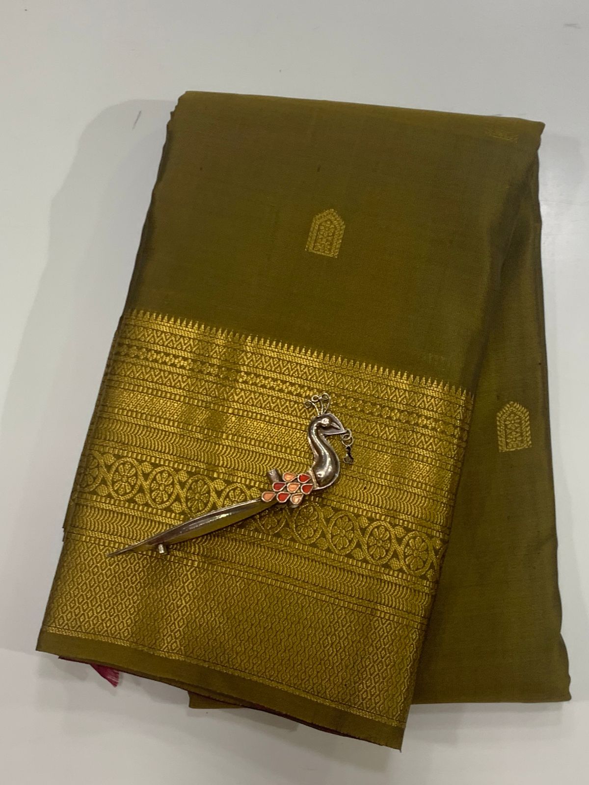 Kanchivaram Silk Saree APK001