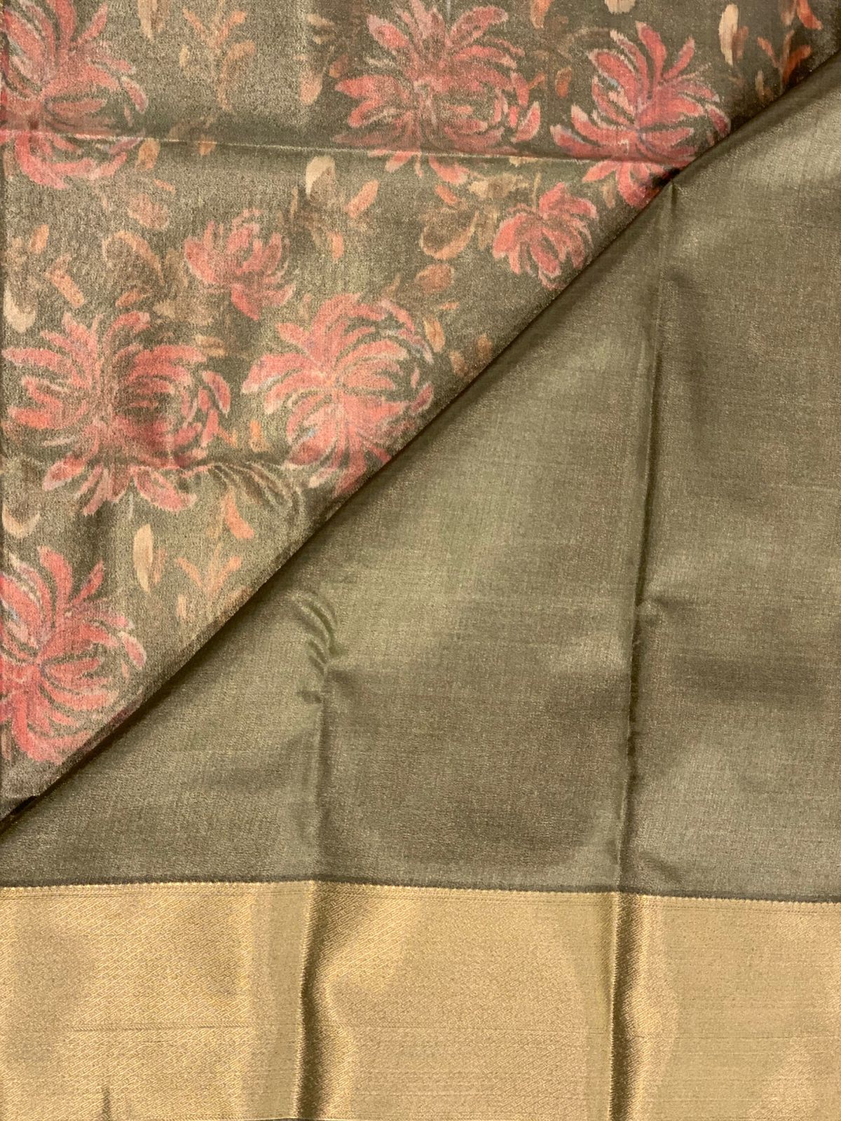 Semi Silk Saree APSS001 (Copy)