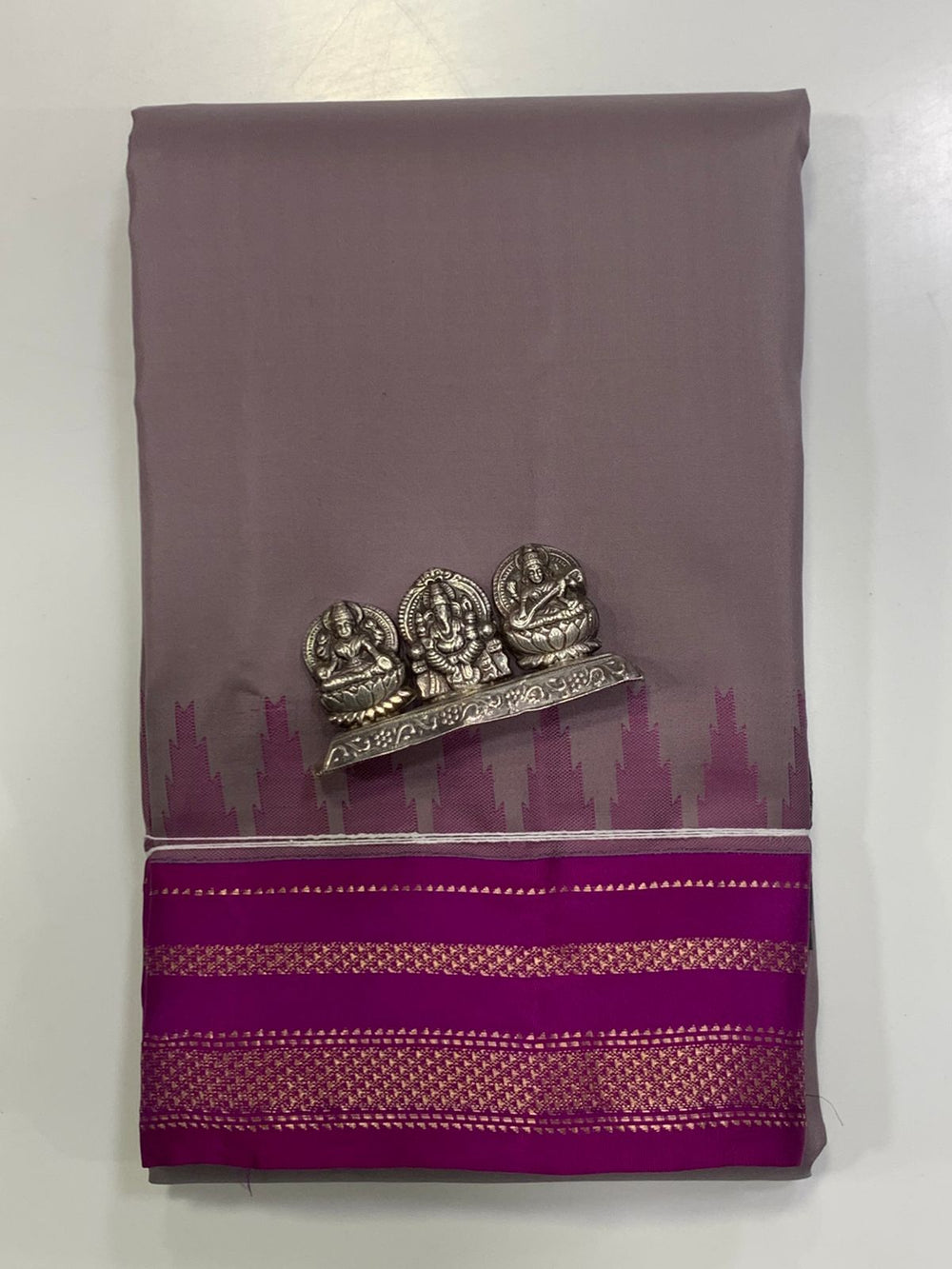 Kanchivaram Silk Saree APK001