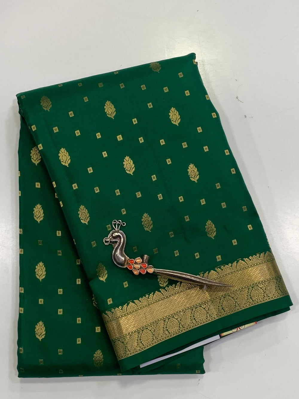 Kanchivaram Silk Saree APK001