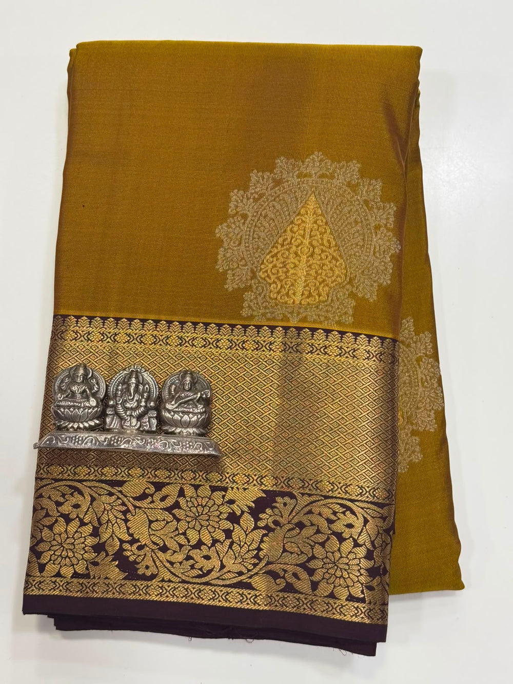 Kanchivaram Silk Saree APK001