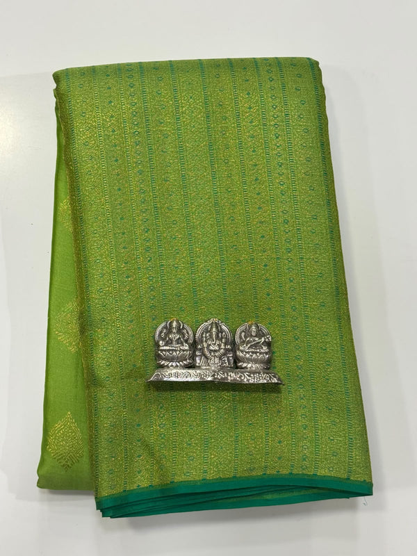 Kanchivaram Silk Saree APK001
