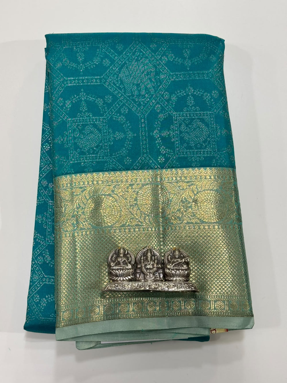 Kanchivaram Silk Saree APK001